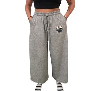 Custom Casual Gray Wide Leg Sweat Pants with Edmonton Oilers NHL Logo